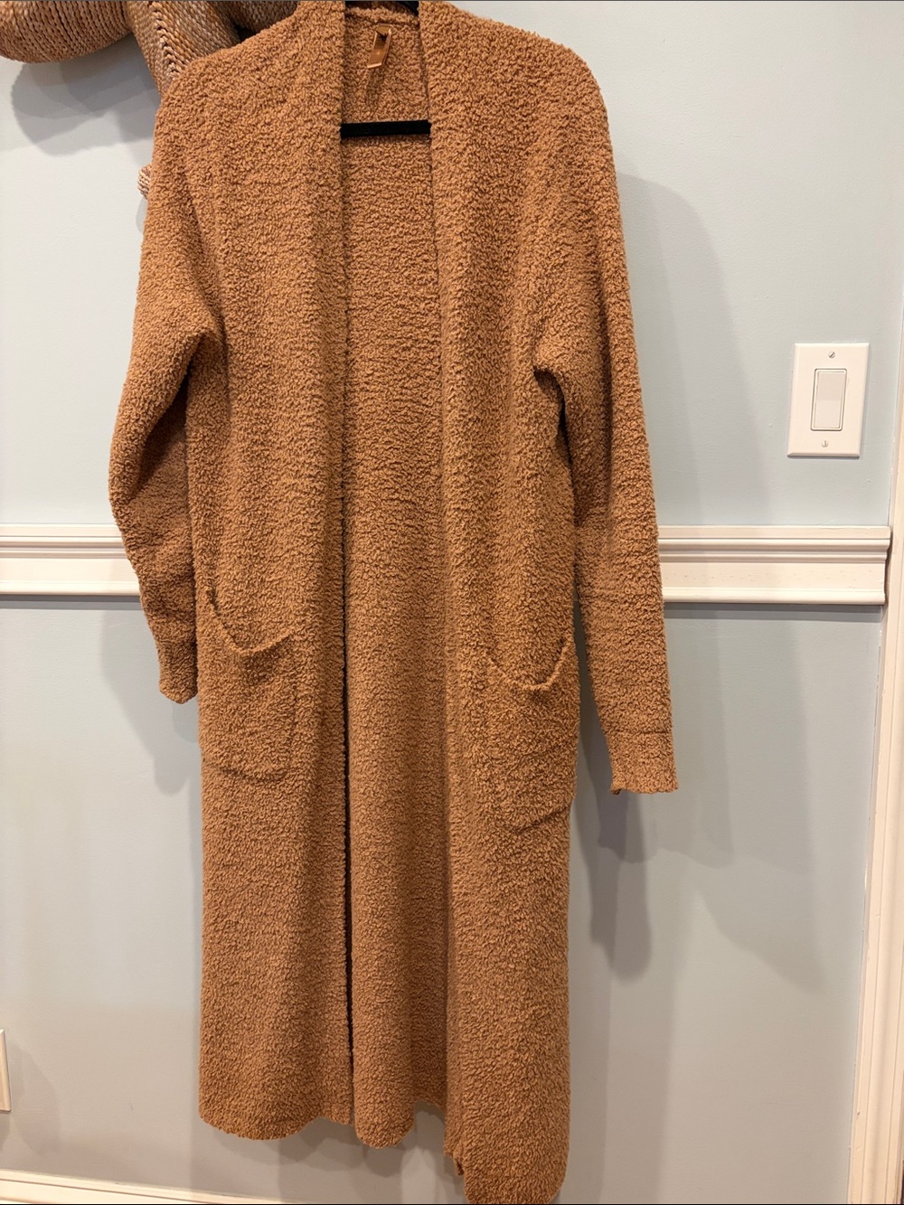Skims Cozy Long Open-Front Teddy Cardigan - Camel